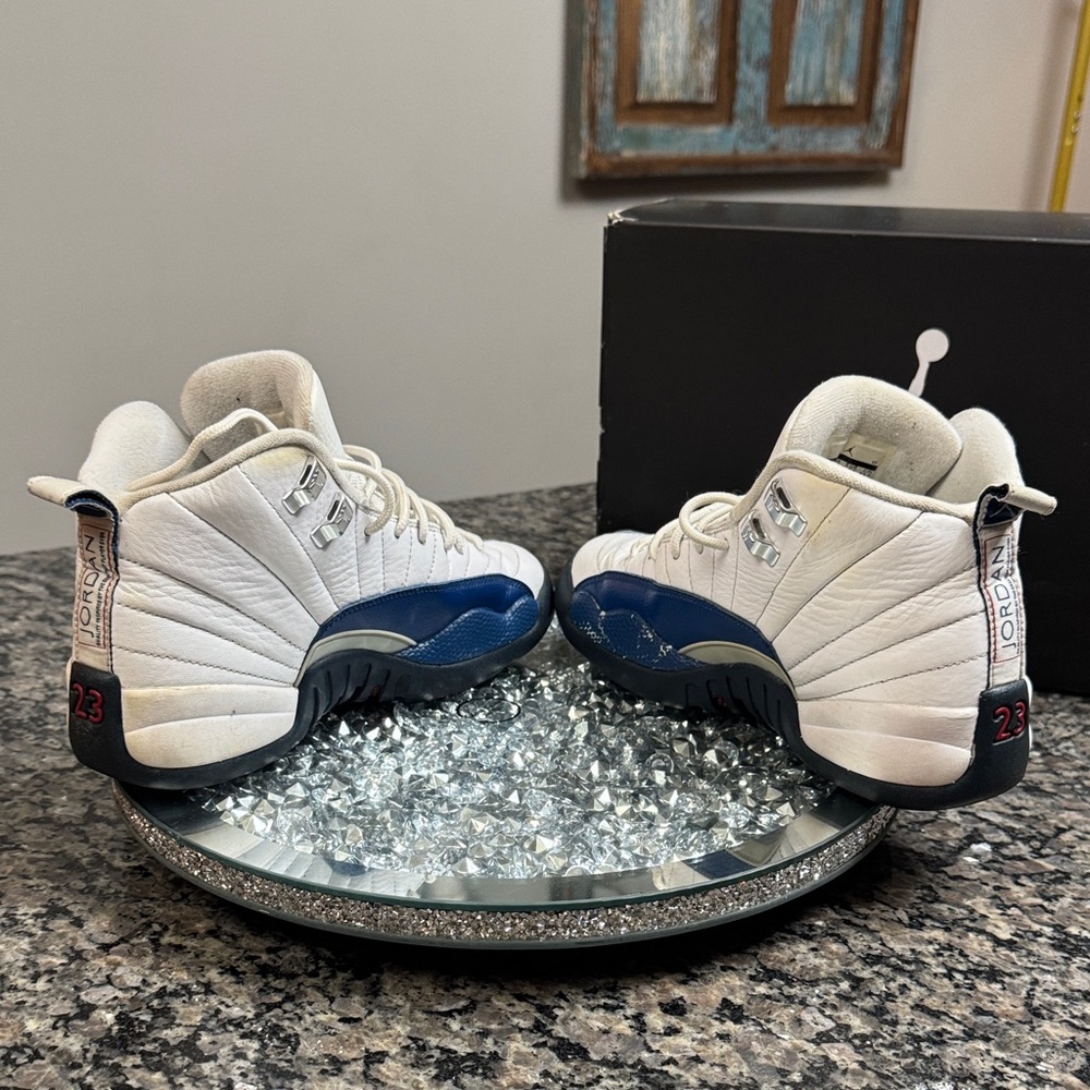 Jordan Retro 12 High-Top Sneakers 5Y - Picture 6 of 15